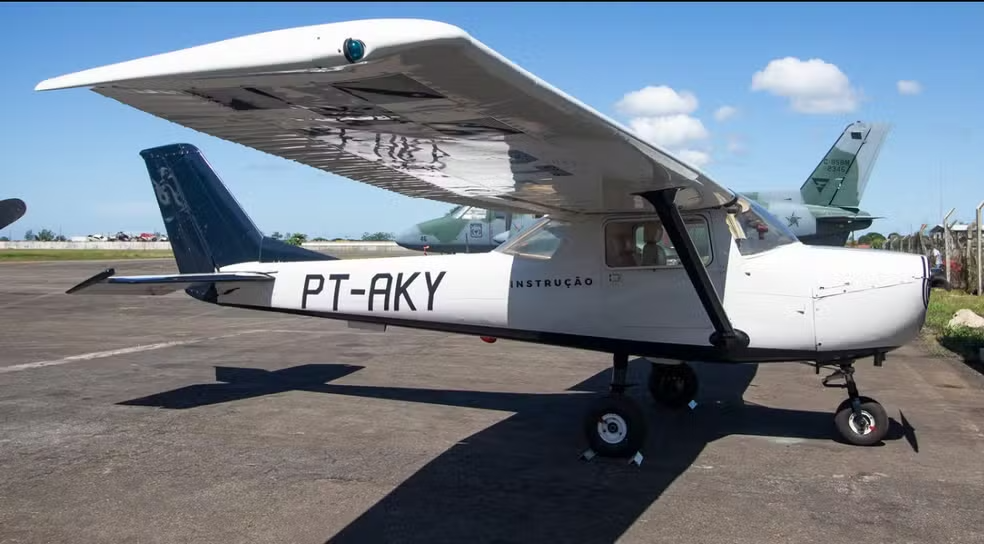 Aeronave que caiu na aldeia indígena em Peruíbe (SP). Imagem registrada em 2023. — Foto: Defesa Civil de SP



